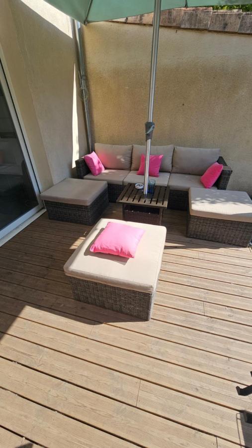 Bed To Rent - Maison Calme Avec Jacuzzi Sous Supplement Бордо Екстер'єр фото