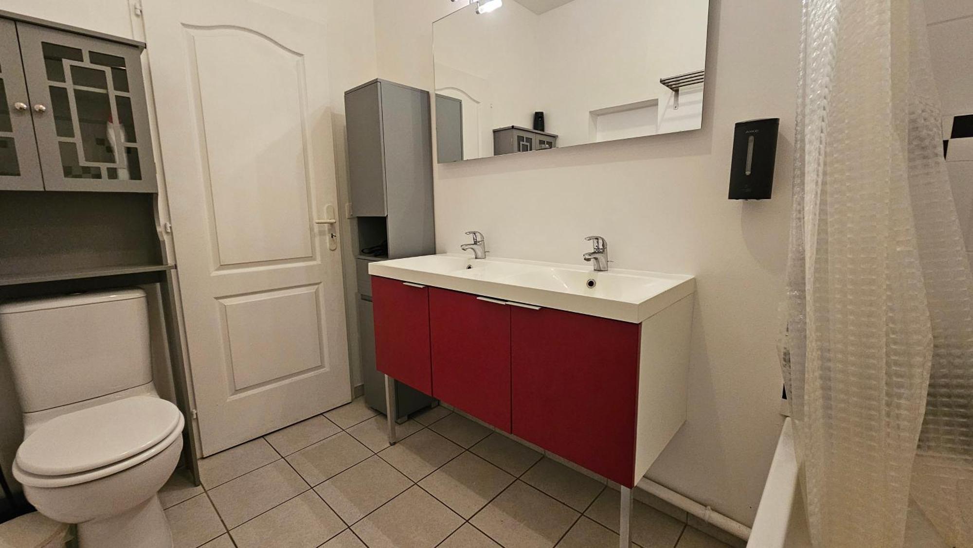 Bed To Rent - Maison Calme Avec Jacuzzi Sous Supplement Бордо Екстер'єр фото